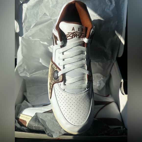 Stussy x Air Flight 89 Low SP “Pecan” - Picture 2 of 4